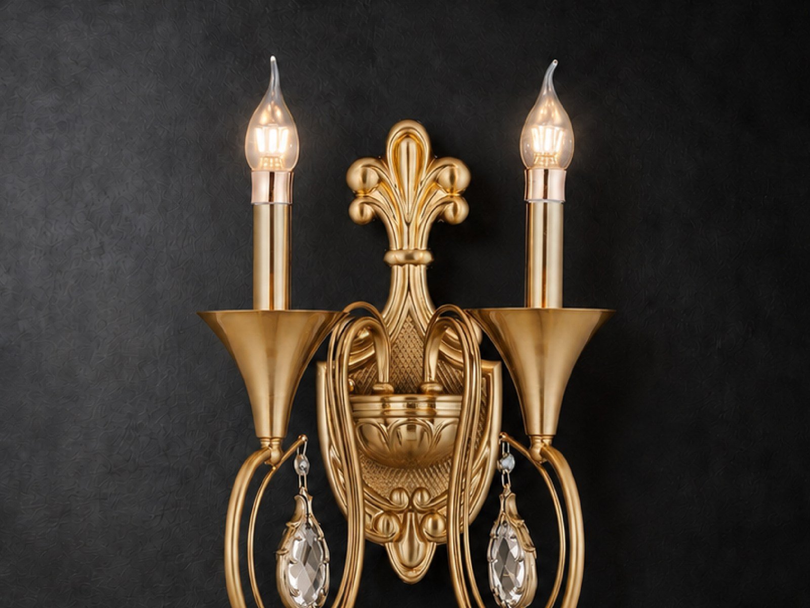Golden Wall Lamp - 2 Bulb